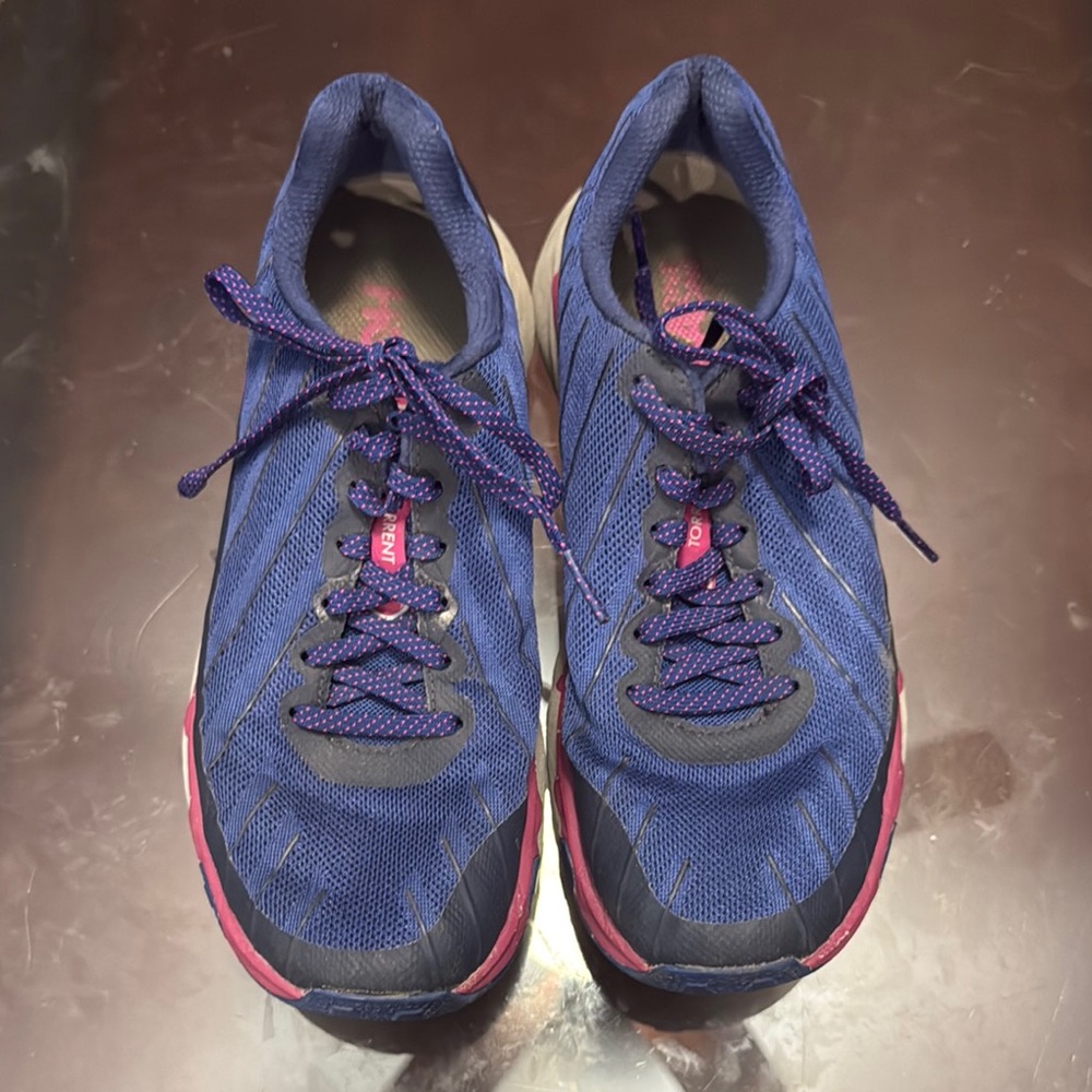 Hoke one torrent 8.5 blue and pink - trail running shoes